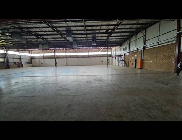 INDUSTRIAL PROPERTY TO RENT IN HALFWAY HOUSE